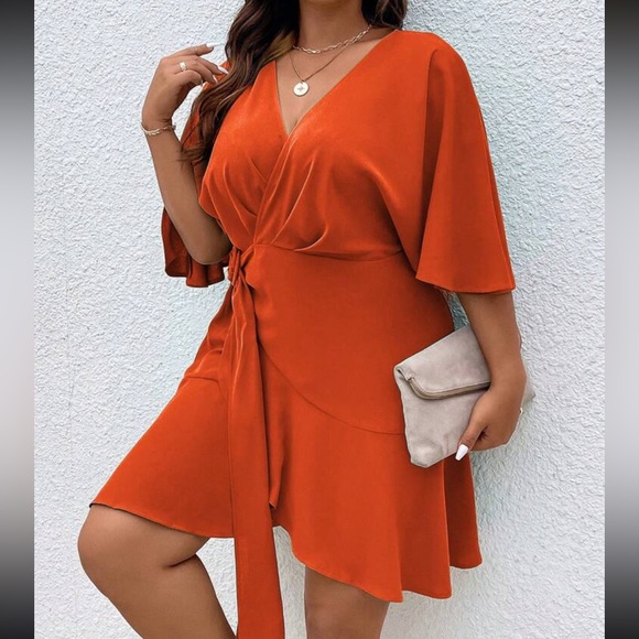 Plus solid Batwing Sleeve Ruffle Hem Mini Dress - Picture 1 of 9